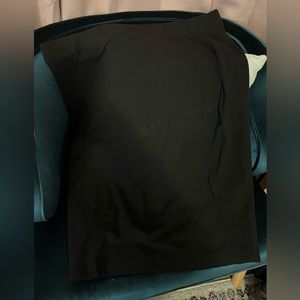 Universal Standard knit pencil skirt, size 18-20.